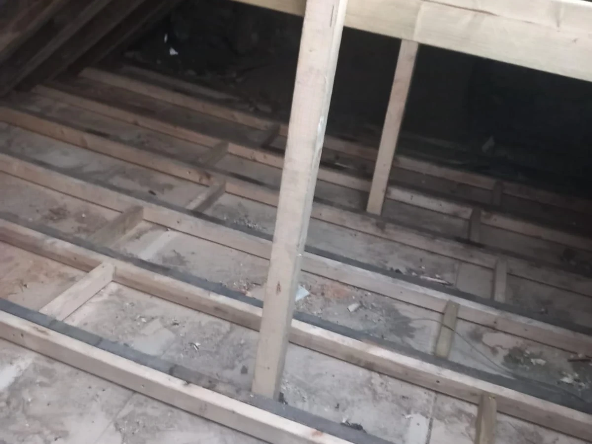 Timber joints and support frame inside the roof space